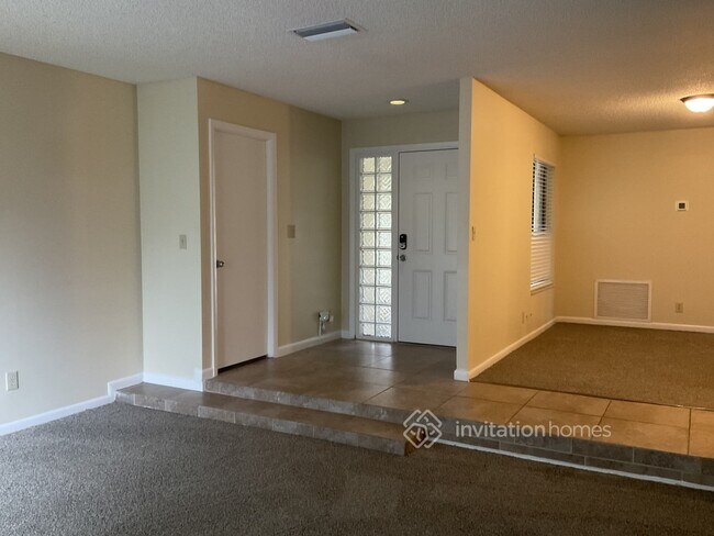 Foto del edificio - 4005 W Sailboat Dr