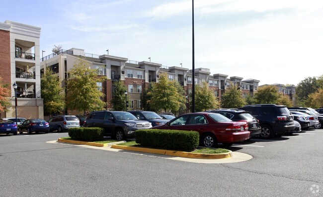 Building Photo - Camden Fairfax Corner