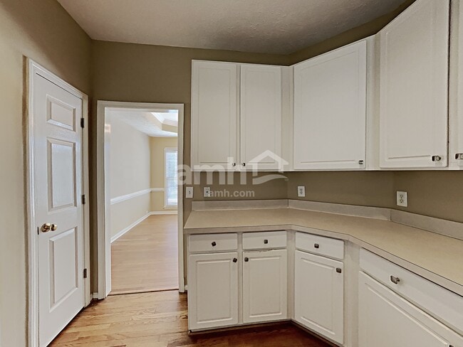 Building Photo - 2175 Carlysle Cove Dr