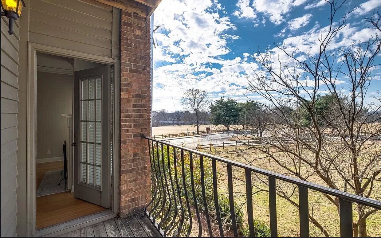 Sylvan Park Dream Home -LEASING NOW! - Sylvan Park Dream Home -LEASING NOW!