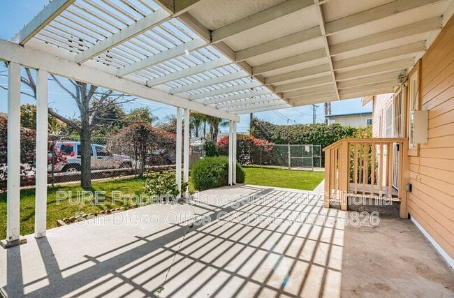 Foto del edificio - 405 N Juniper St