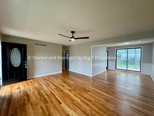 Building Photo - Lovely Ranch Home in Dover