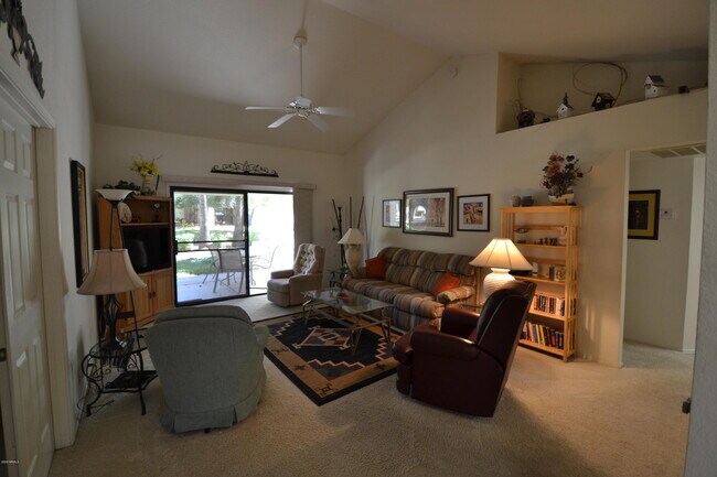 Building Photo - 9122 W Taro Ln