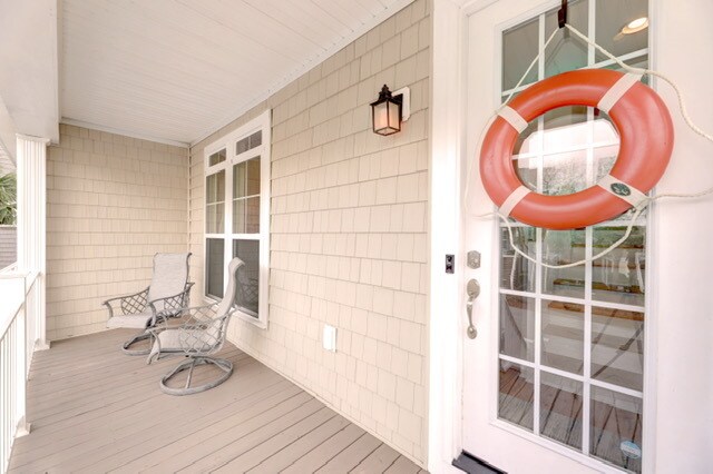 Front Porch - 3031 Fraserburgh Way