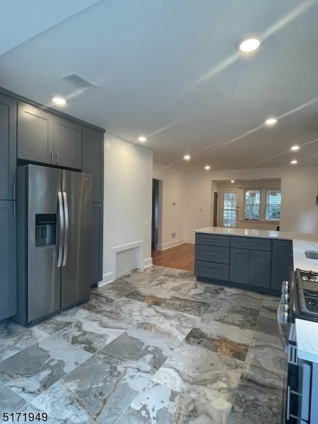 Building Photo - 134 Highland Ave