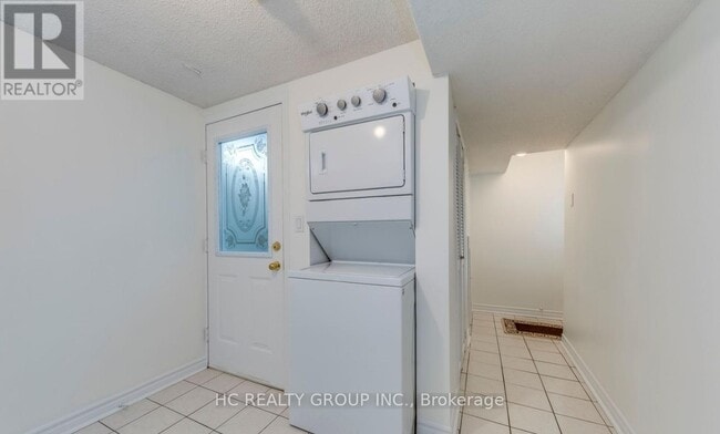 Photo du bâtiment - 3161 Rymal Rd