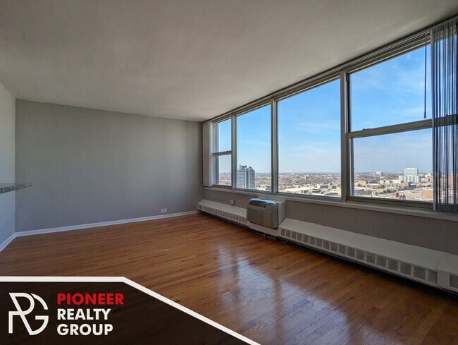 Foto del edificio - 5650 N Sheridan Rd