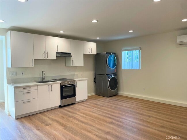 Foto del edificio - 8529 Wyngate St