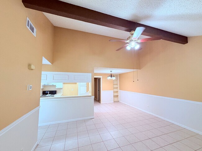 Foto del edificio - 6503 Columbia Oaks Ct