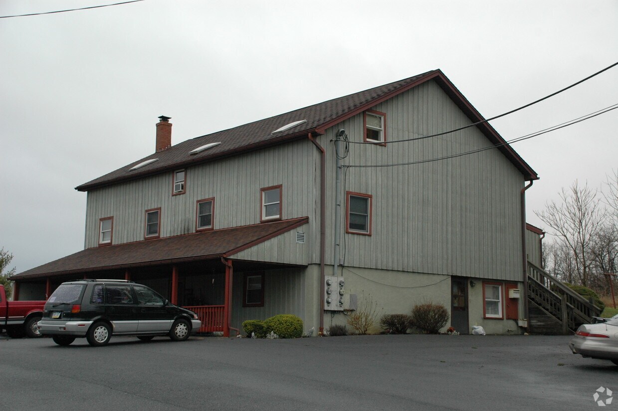 Primary Photo - 5058-5083 Pottsville Pike
