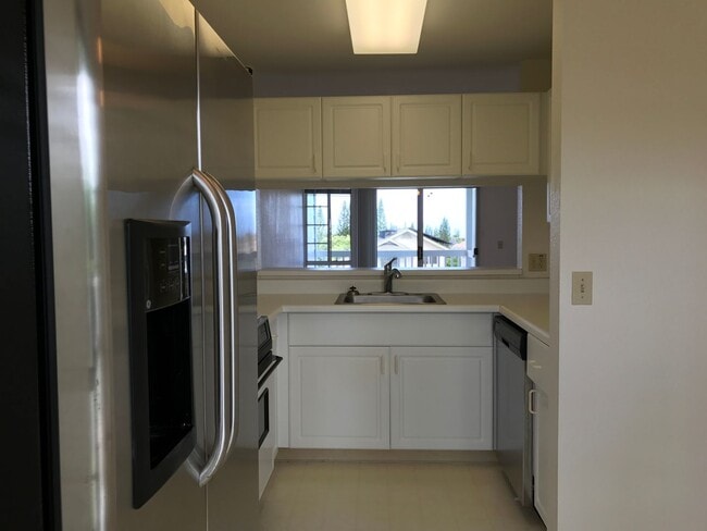 Building Photo - WAIKELE LIVING! 2 Bed, 2 Bath, 2 Parking Townhouse located at Highlands at Waikele.
