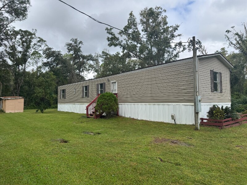 Foto principal - 6901 Mangrove Dr