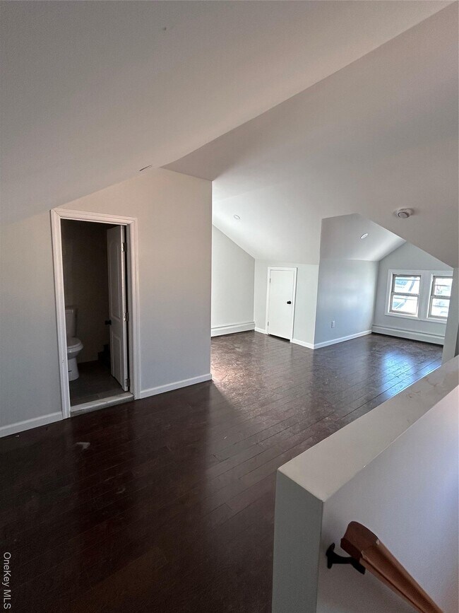 Foto del edificio - 110-33 178th St