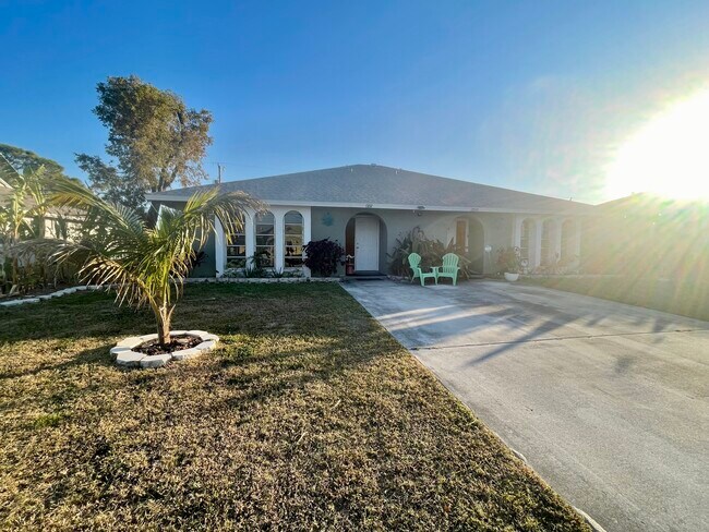 Building Photo - 1252 SE 8th St