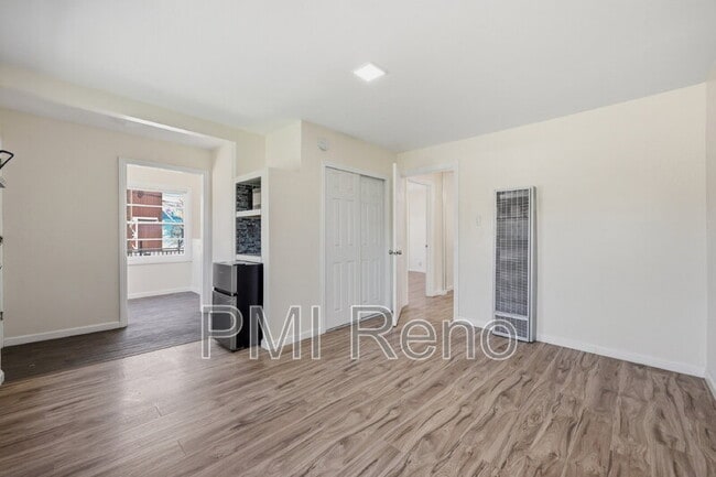 Building Photo - 1515 N Carson St