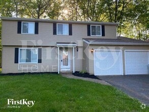 Building Photo - 815 Mcdonell Dr