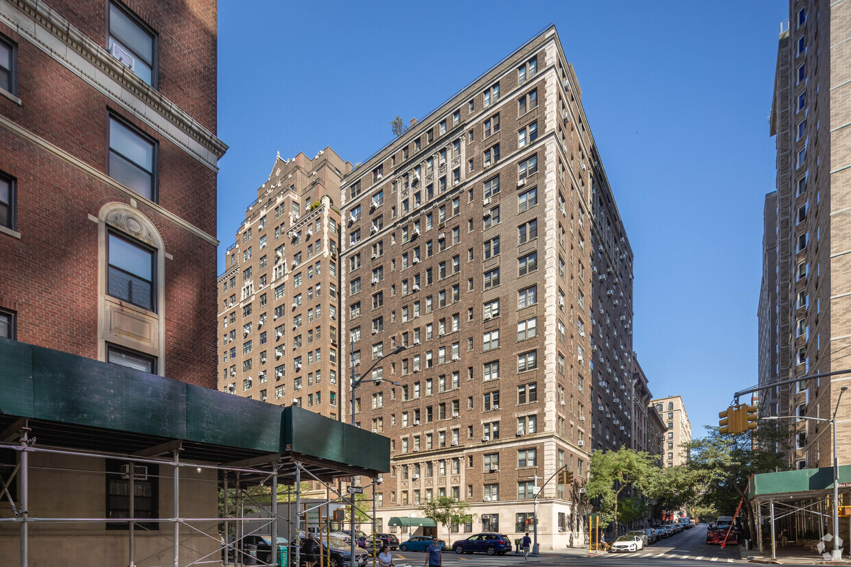 Foto principal - 440 West End Ave