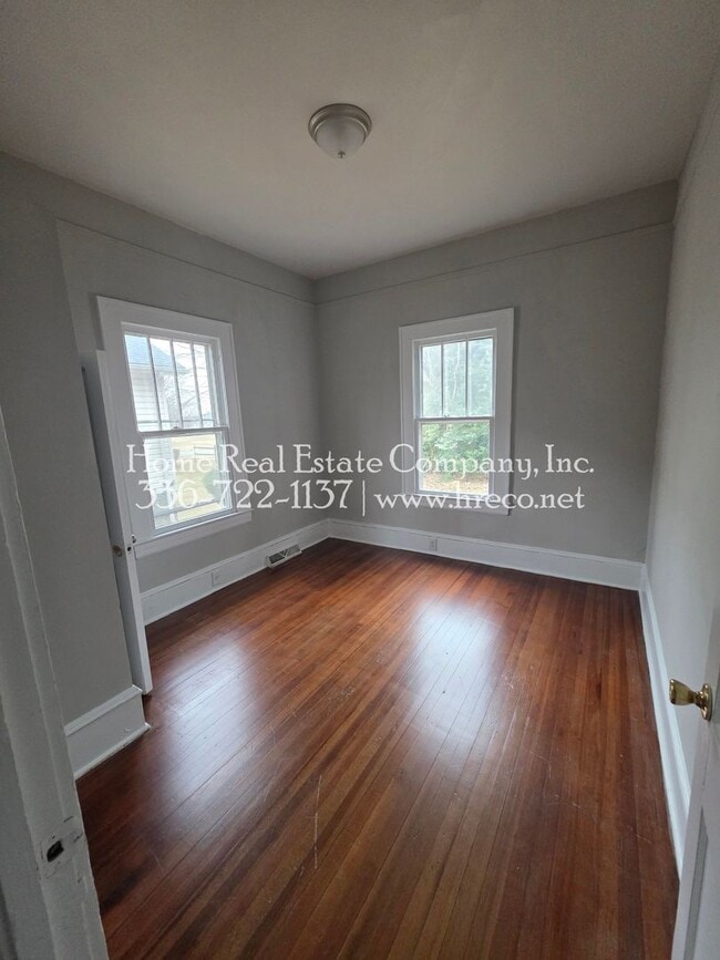 Foto del edificio - 208 Clayton St