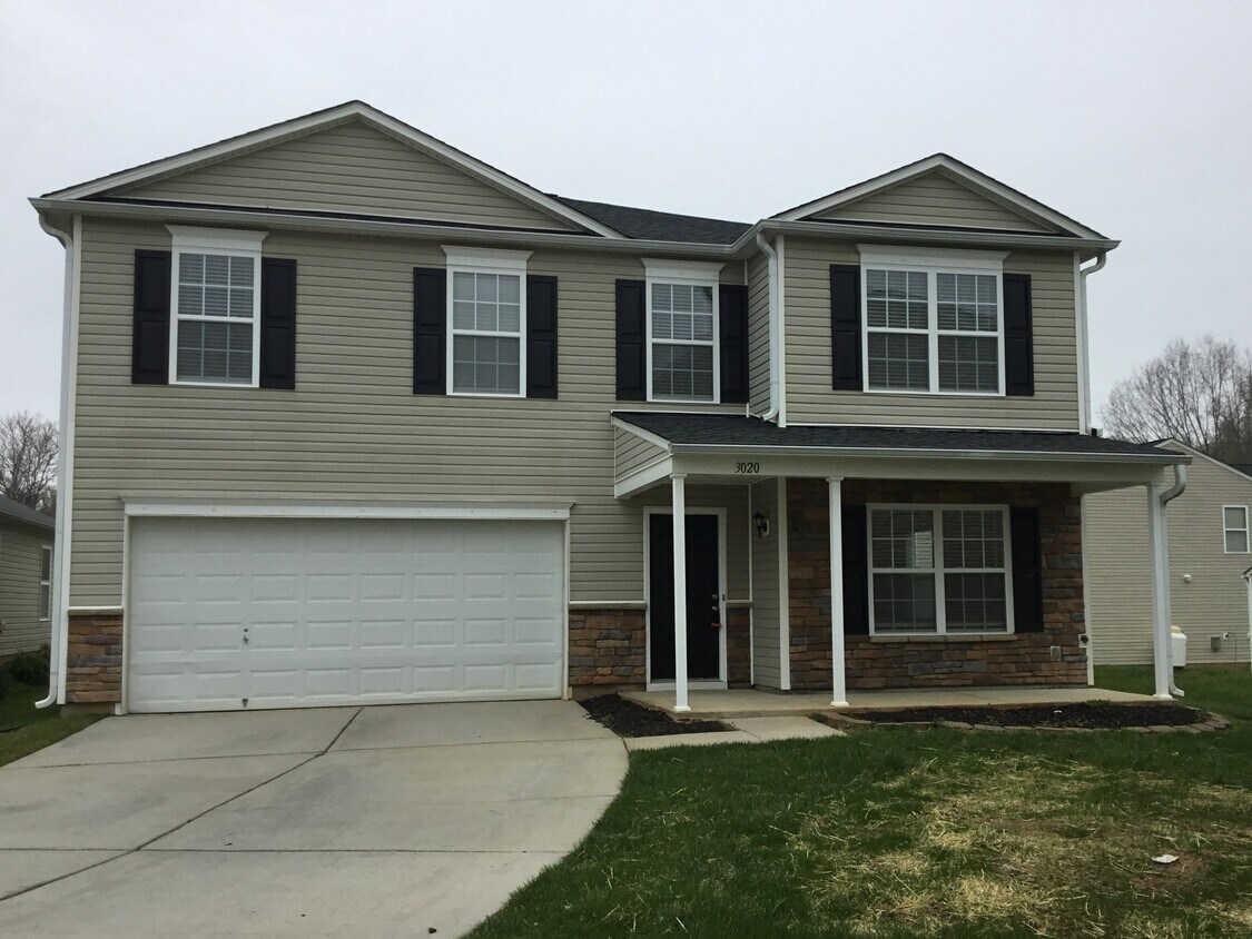 3020 Asheton Grove Court House for Rent in WinstonSalem, NC