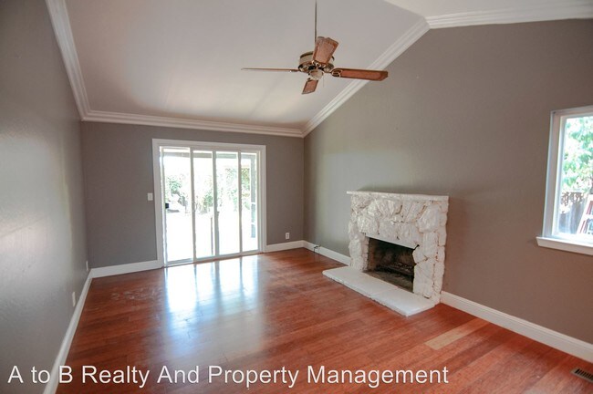 Building Photo - 3 br, 2 bath House - 119 Cherry Blossom Dr