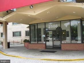 Building Photo - 2500 N Van Dorn St