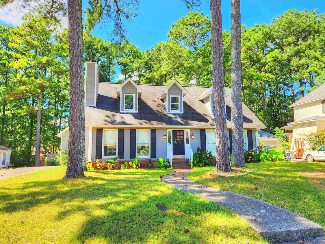 Foto principal - 1815 Shellbrook Dr NW