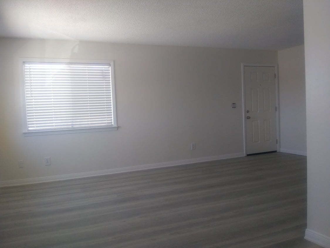 Living Room - 1608 260th St