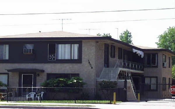 Building Photo - 14218 Sherman Way