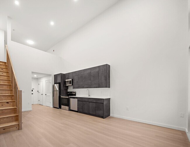 Foto del edificio - 1 Mallory Ave