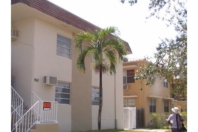 Foto del edificio - Biarritz Apartments