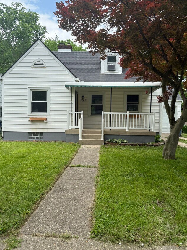 Foto principal - 121 S Delmar Ave