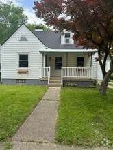 Building Photo - 121 S Delmar Ave
