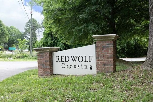 Building Photo - 18 Red Ln