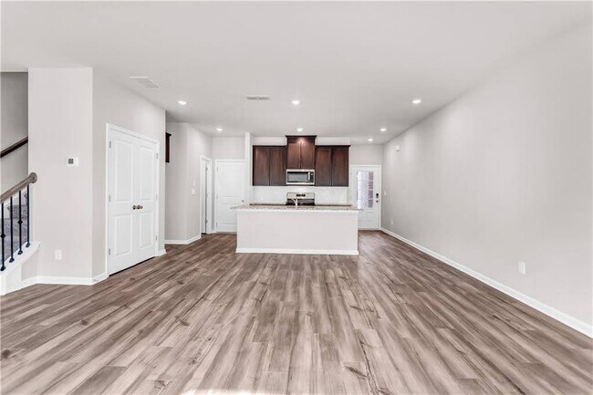 Foto del edificio - 1575 Villageside Ct