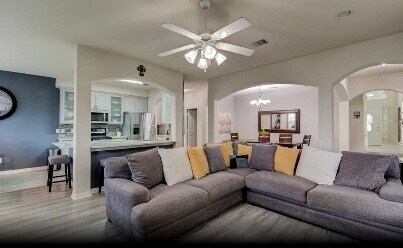 Building Photo - 6439 W Linpar Ct