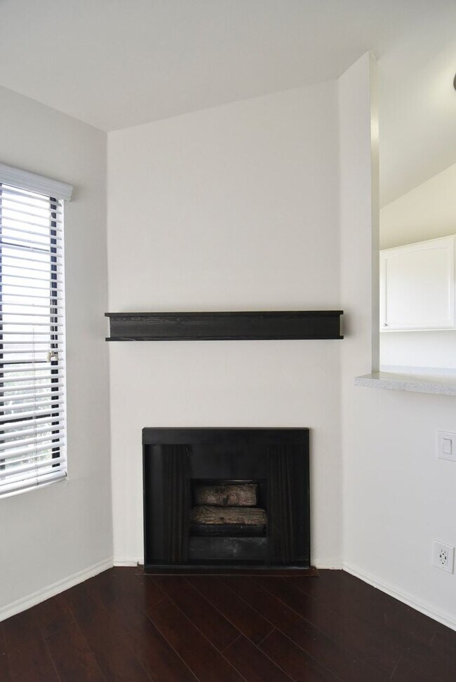 Foto del edificio - 5744 Colfax Ave