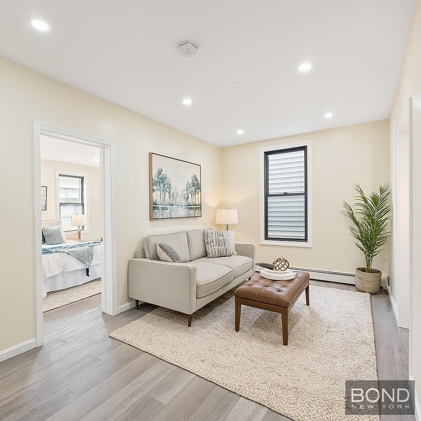 Foto principal - 261 Manhattan Ave