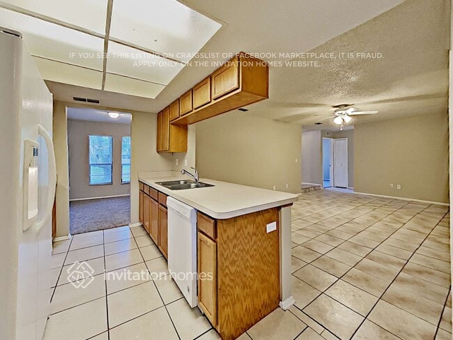 Foto del edificio - 2212 Cornell Dr