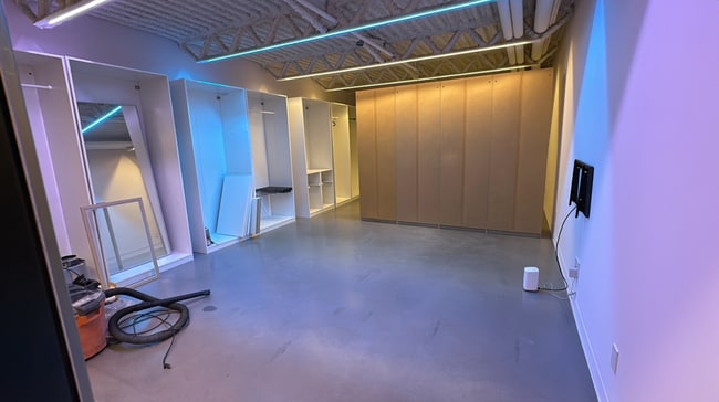 Building Photo - 350 2nd Av E