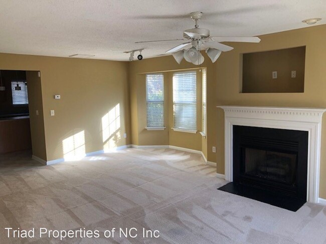 Building Photo - 3 br, 2.5 bath House - 135 Heritage Creek Way