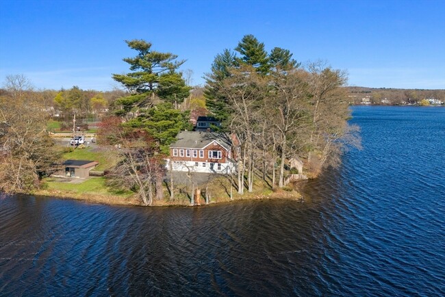 Foto del edificio - 76 Lake Ave