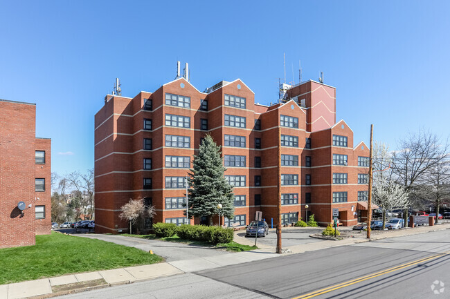 Foto del edificio - Carrick Regency