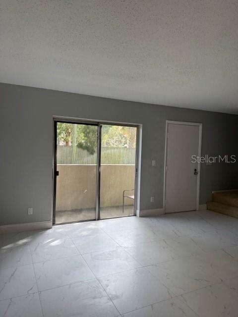Foto del edificio - 3003 Bough Ave