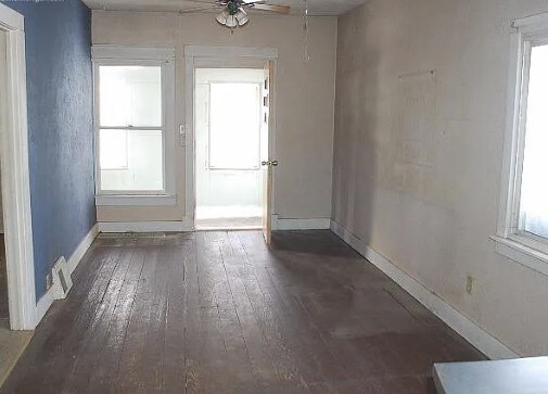 Foto del edificio - 915 Stocker Ave