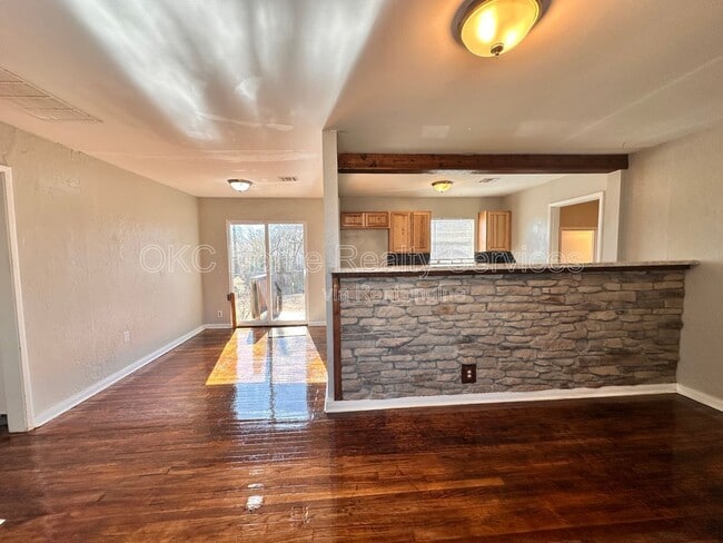 Foto del edificio - 312 Bolton Pl