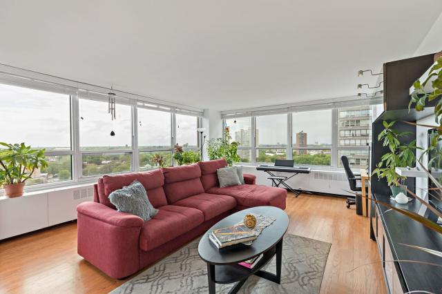 Foto del edificio - 2 bedroom in Chicago IL 60615