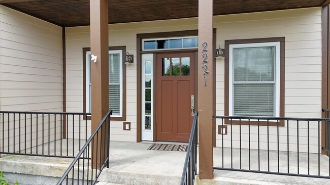 Photo - 2221 10th Ave S Apartment