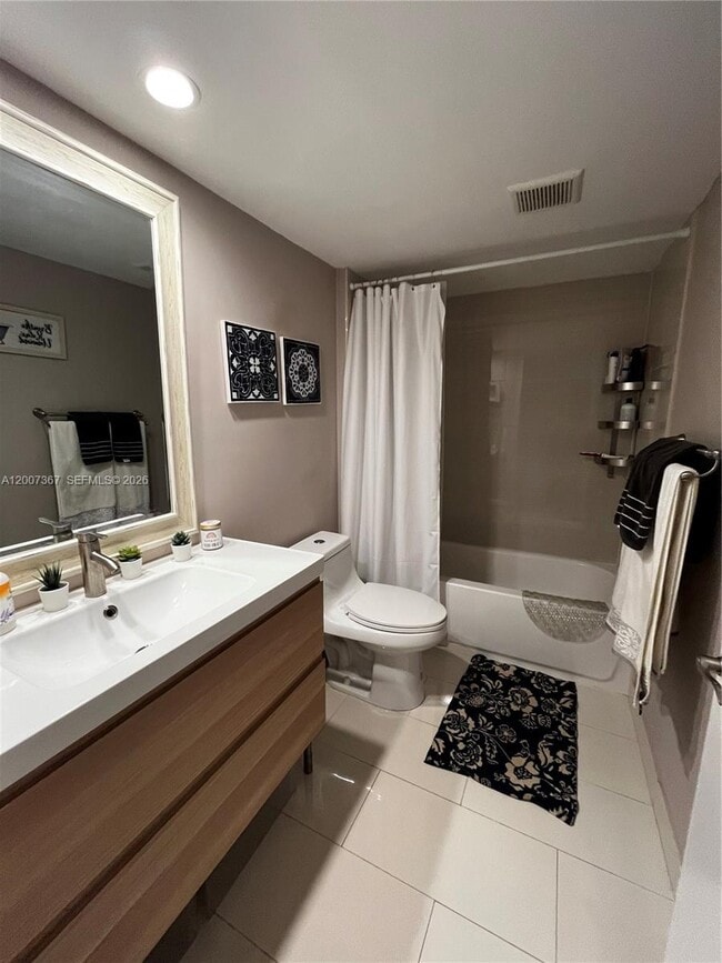 Building Photo - 1518 Whitehall Dr