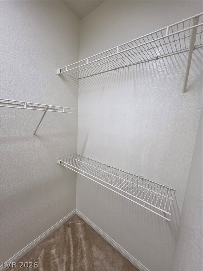 Foto del edificio - 5445 Indian Cedar Dr