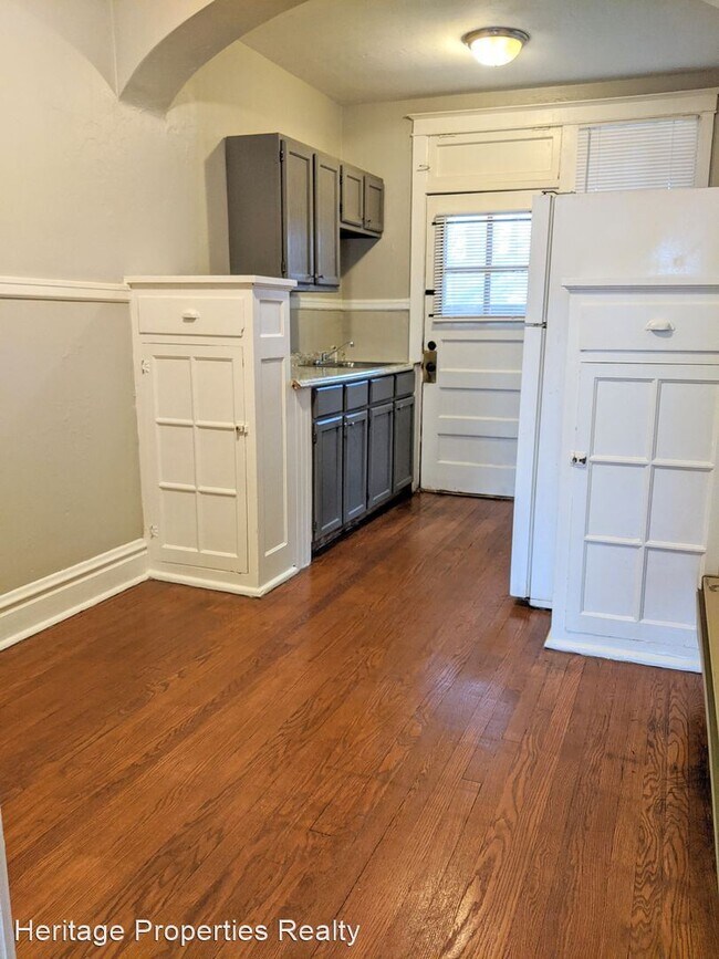 Foto del edificio - 3848-3852 Bamberger Ave